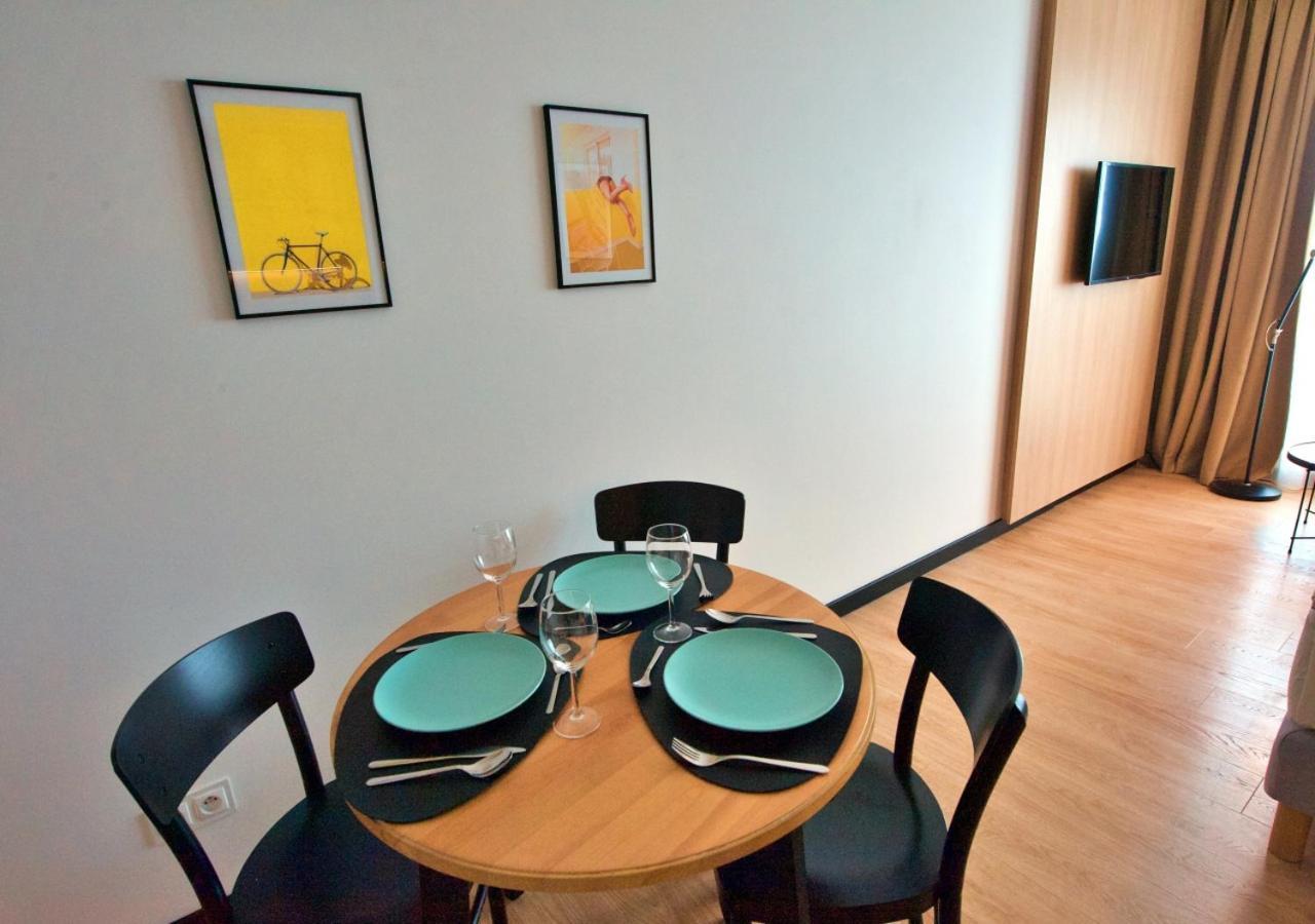 Bk Aparthotel Praga - National Stadium - Comfortable Apartment For 4 People Varsovia Exterior foto