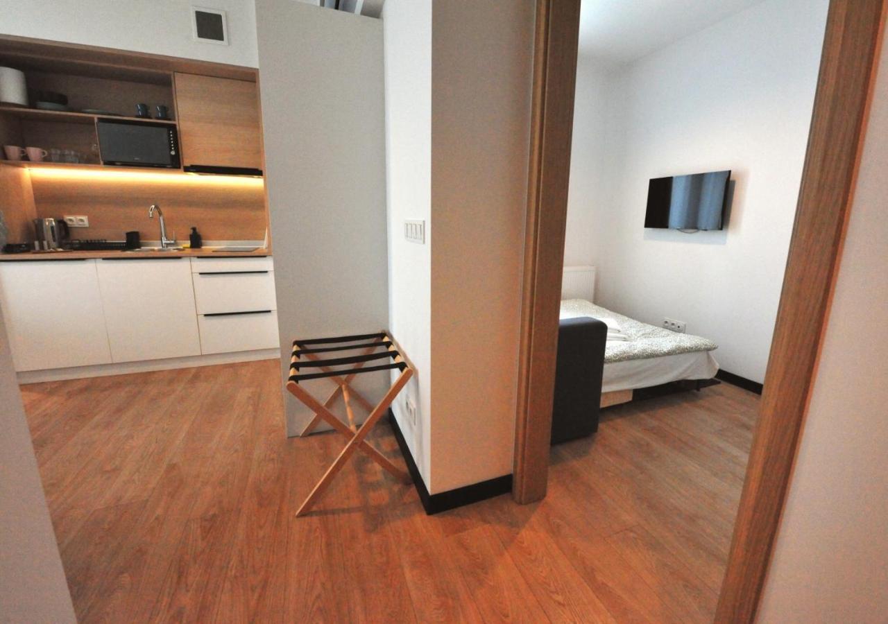 Bk Aparthotel Praga - National Stadium - Comfortable Apartment For 4 People Varsovia Exterior foto